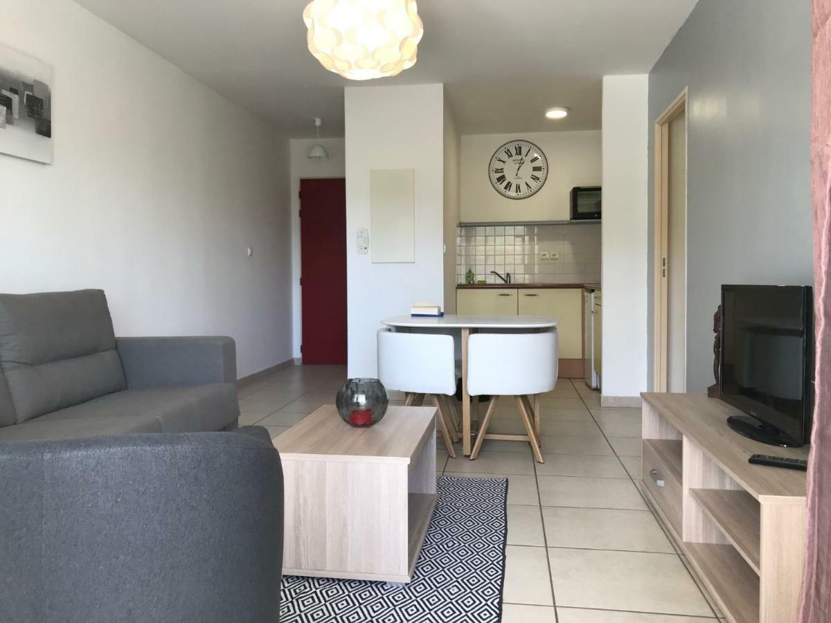 Meuble Homard Avec Jacuzzi Et Vue Mer Saint-Gilles-les Bains Eksteriør billede